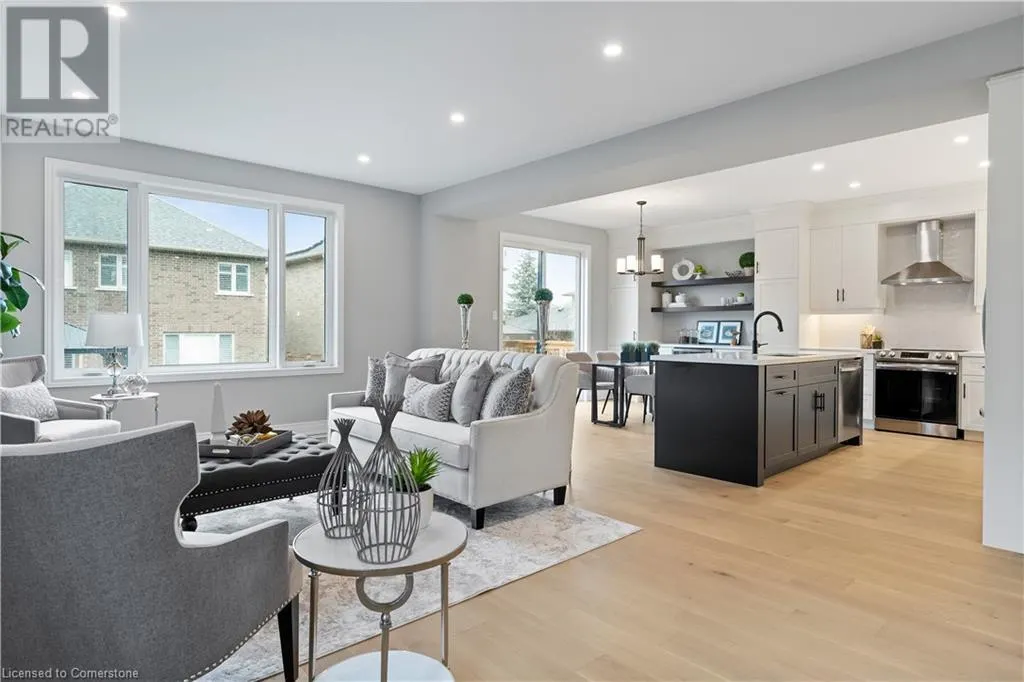 65 SEABREEZE Crescent