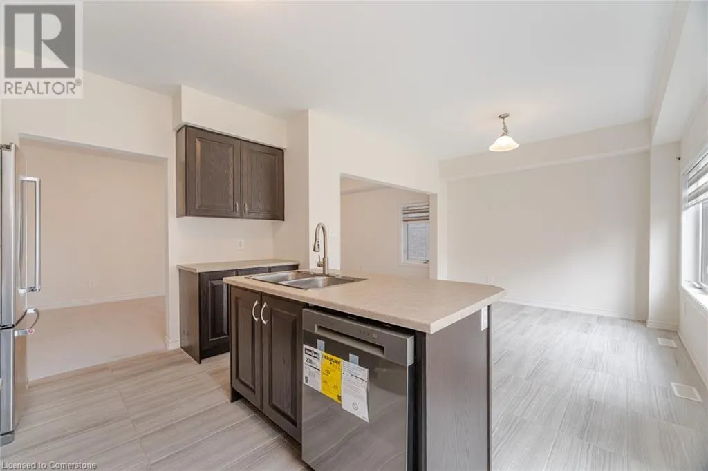 32 GEORGE BRIER Drive W