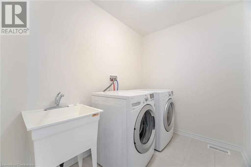 32 GEORGE BRIER Drive W