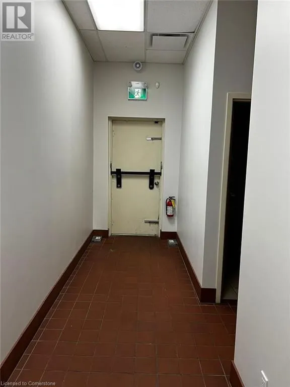 190 KING GEORGE Road Unit# 3, #3