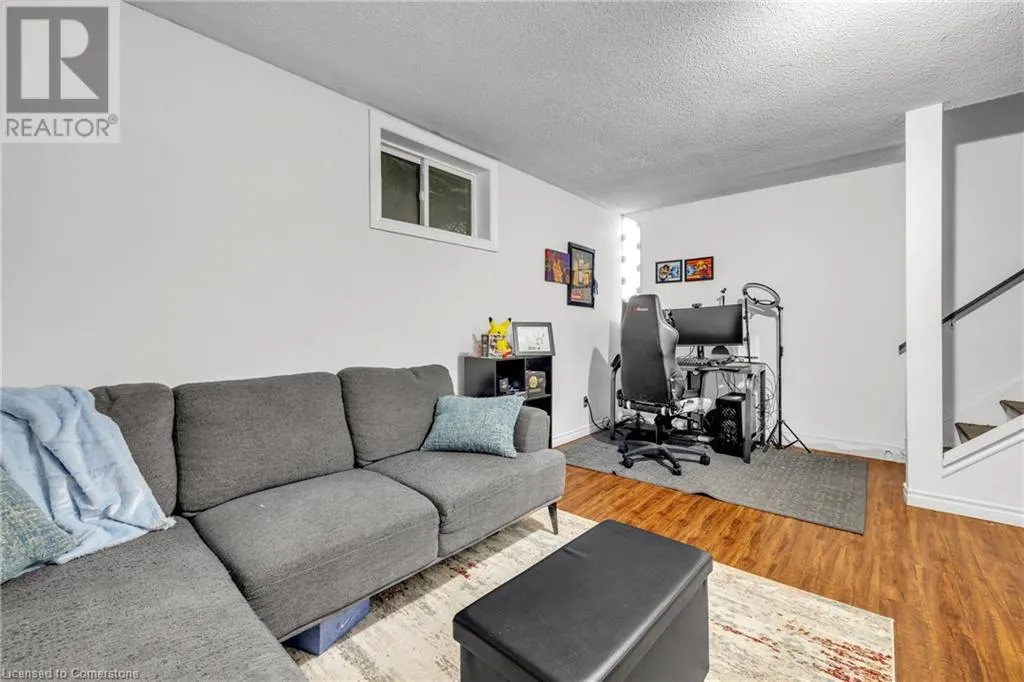 867 PARKINSON Road Unit# 8, #8