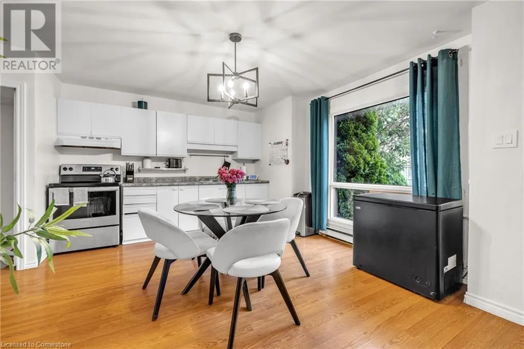 867 PARKINSON Road Unit# 8, #8