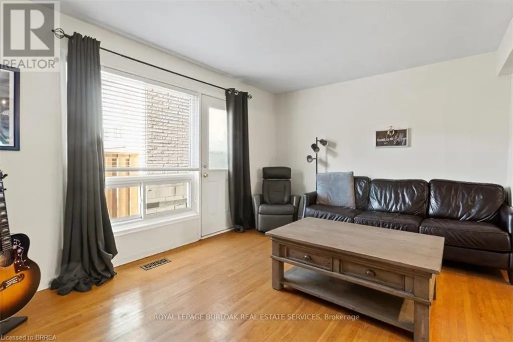 11 COLMAR Place Unit# 2, #2