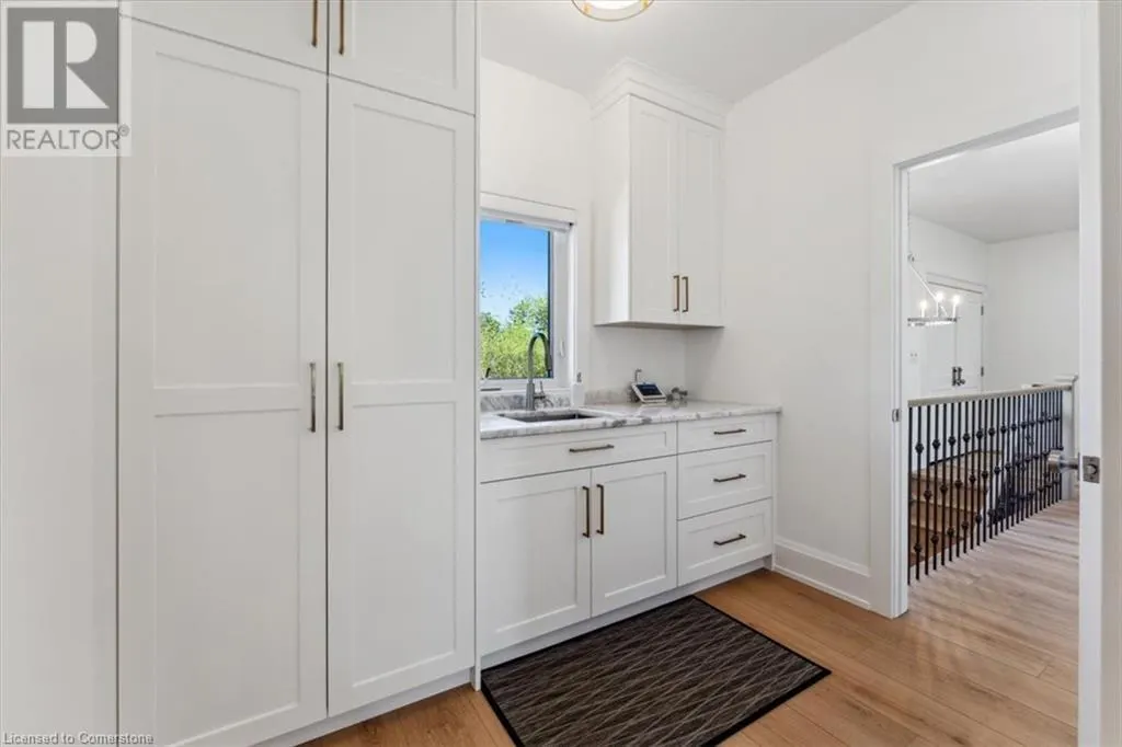 5252 GREENLANE Road