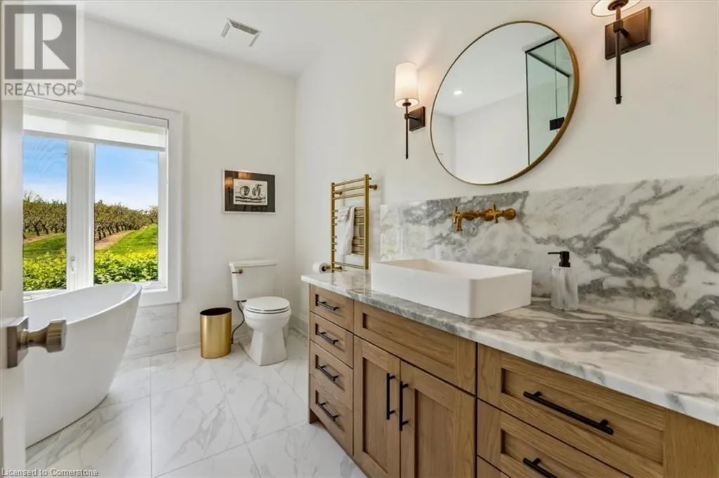 5252 GREENLANE Road