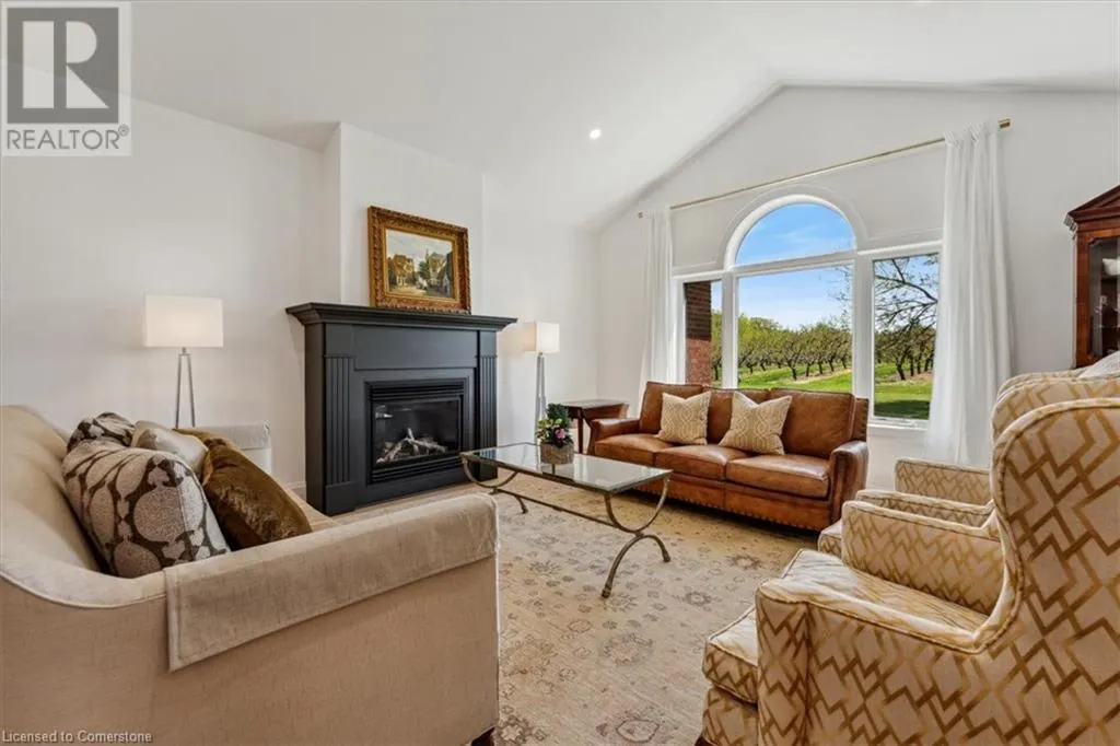 5252 GREENLANE Road
