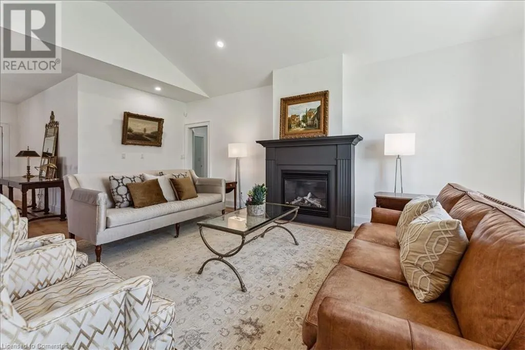 5252 GREENLANE Road