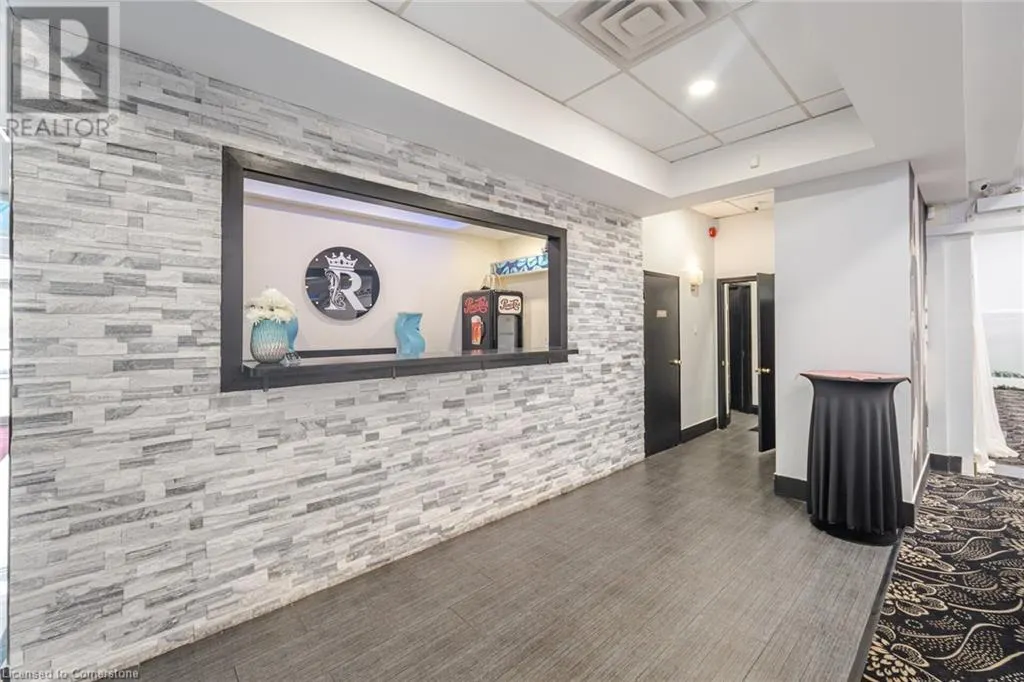 50 KENNEDY Road S