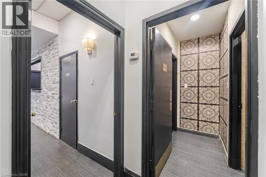 50 KENNEDY Road S