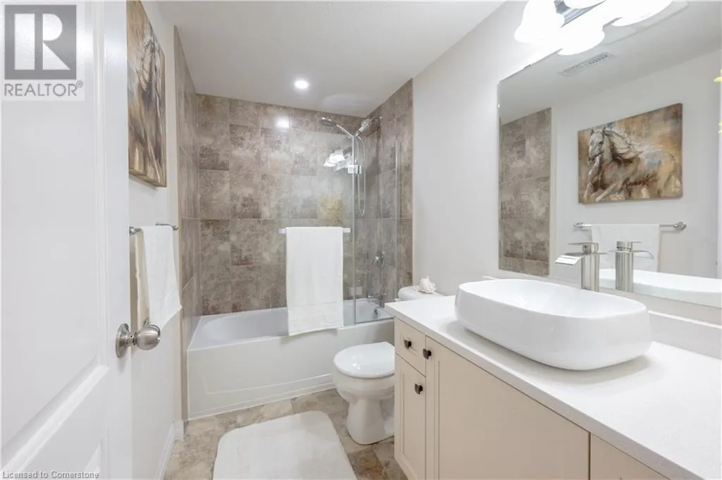 255 MAITLAND Street Unit# 2C, #2C