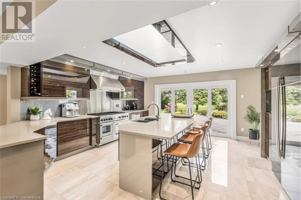 1399 SAFARI Road