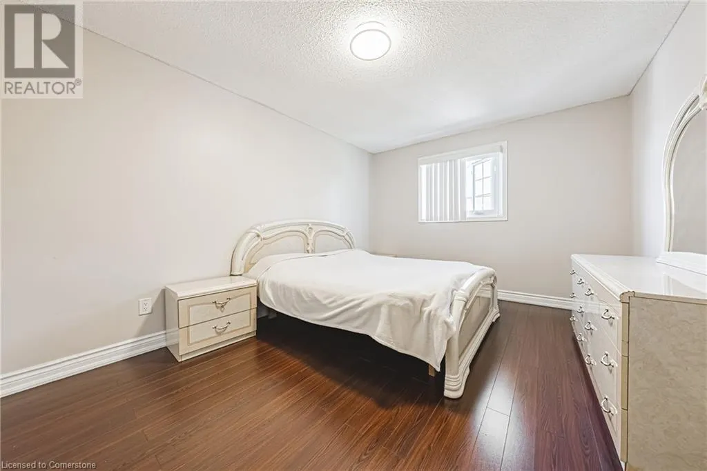 5008 WILLOWOOD Drive