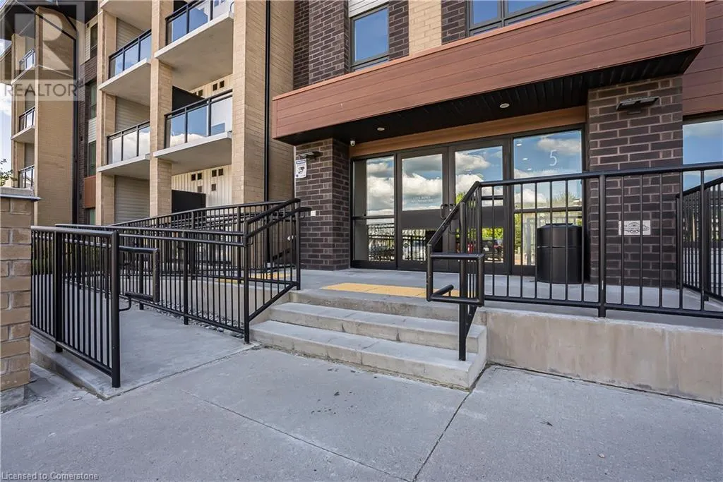 25 KAY Crescent Unit# 403, #403