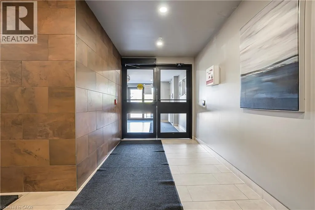25 KAY Crescent Unit# 403, #403