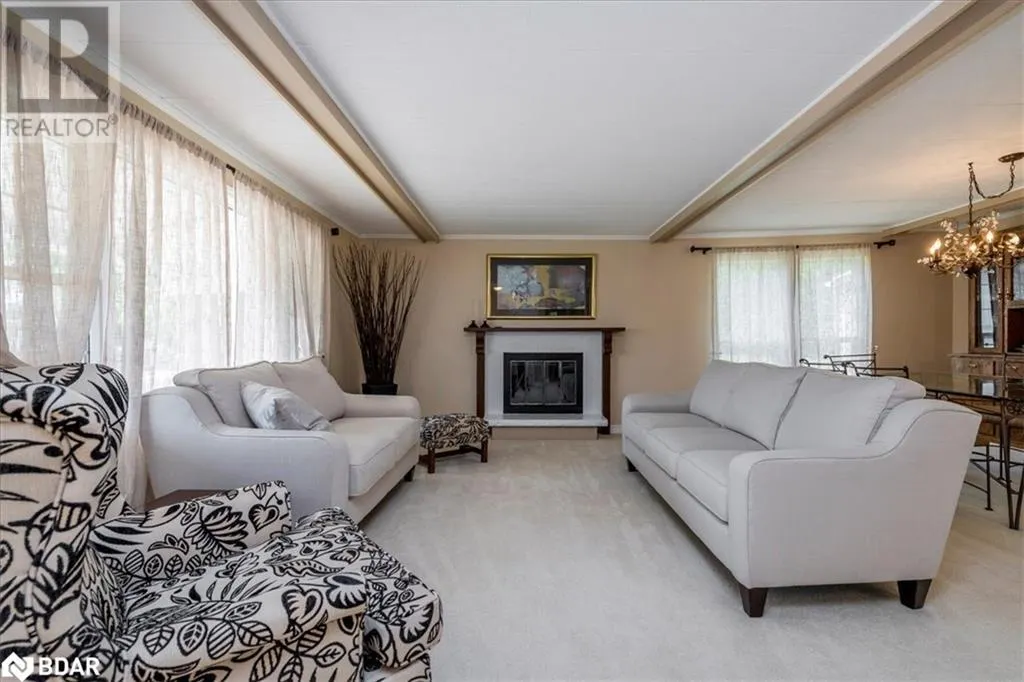18 RIVERVIEW Circle