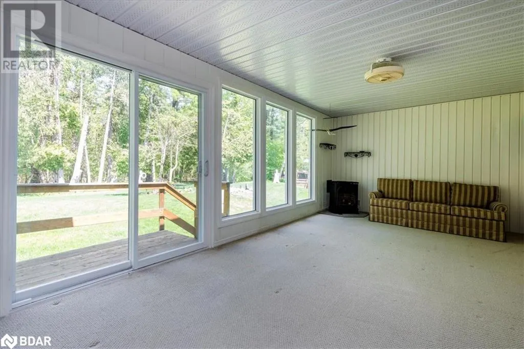 18 RIVERVIEW Circle