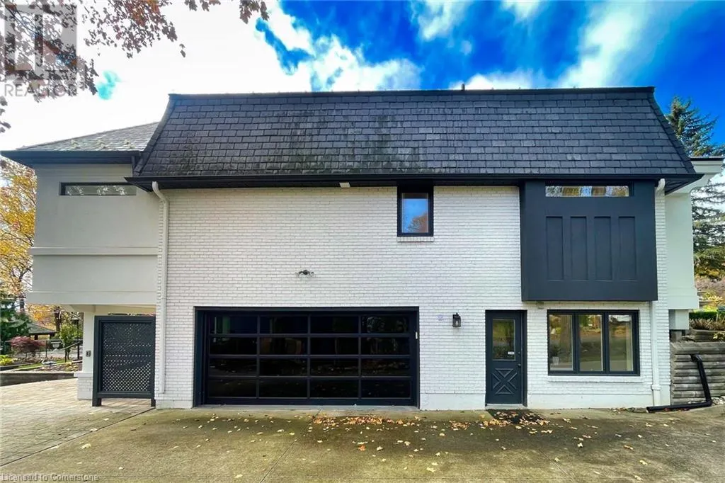 34 MAPLE Avenue