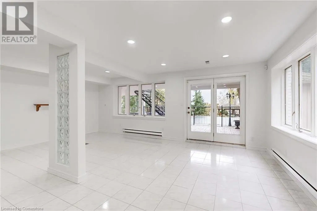34 MAPLE Avenue