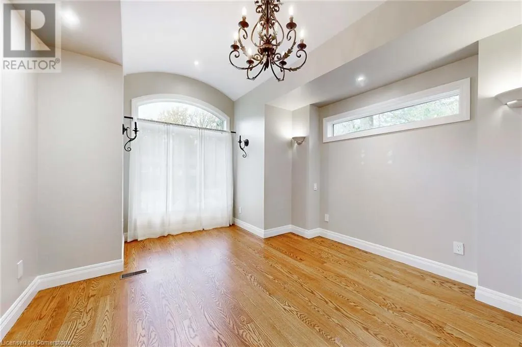 34 MAPLE Avenue