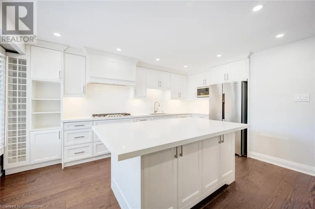 17 NANTUCKET Crescent