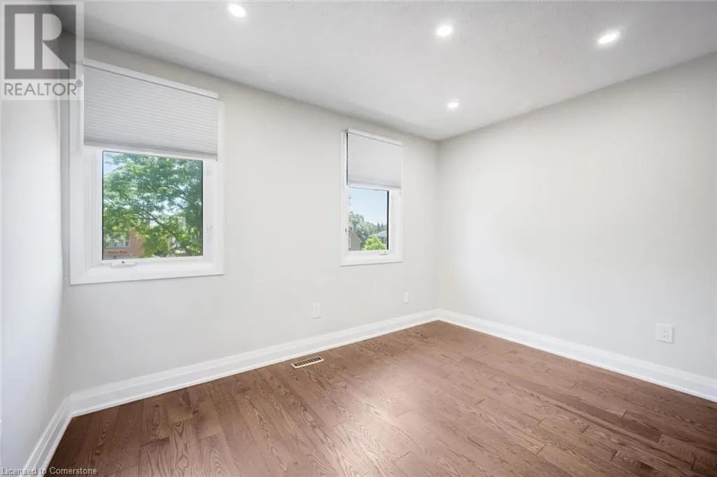 17 NANTUCKET Crescent