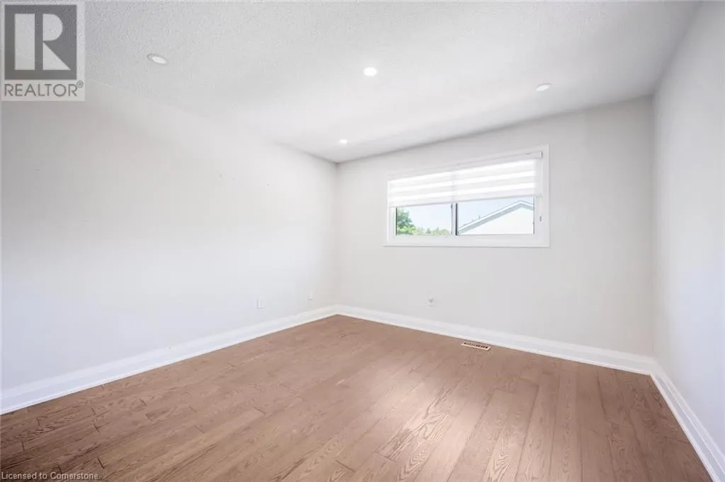 17 NANTUCKET Crescent