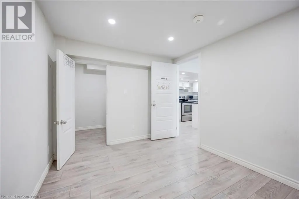 17 NANTUCKET Crescent