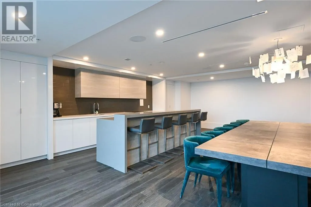 16 CONCORD Place Unit# 548, #548