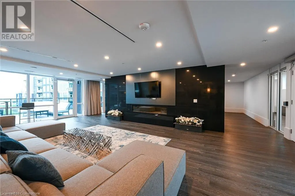 16 CONCORD Place Unit# 548, #548