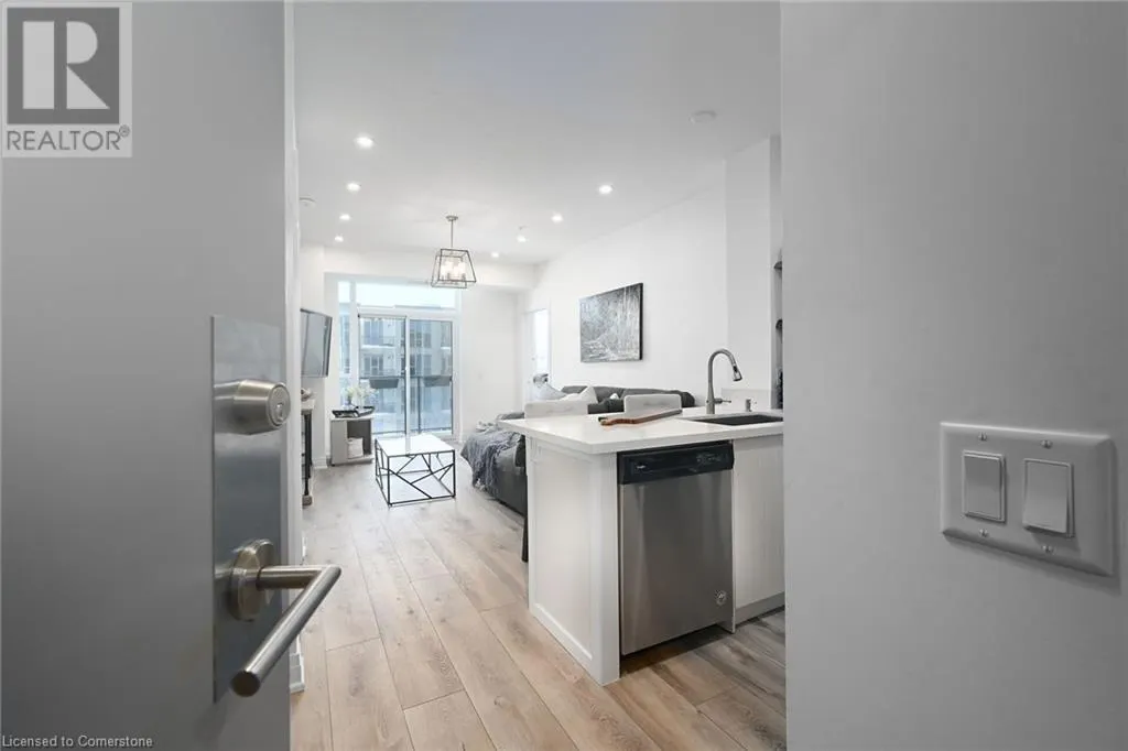 16 CONCORD Place Unit# 548, #548