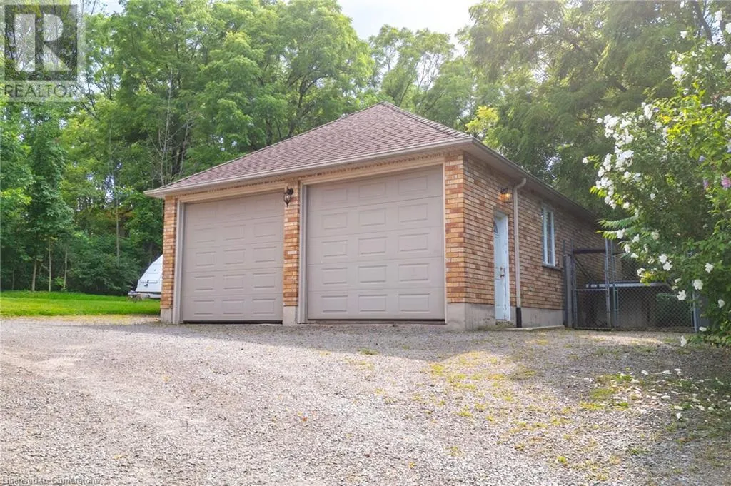 86 RIDGE Road E
