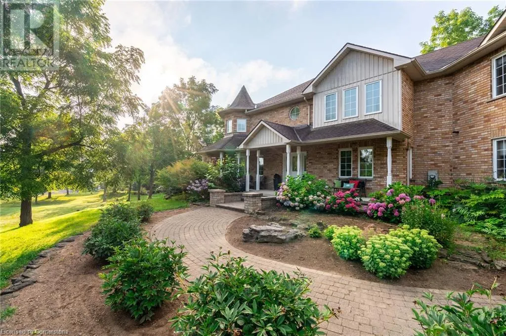 86 RIDGE Road E