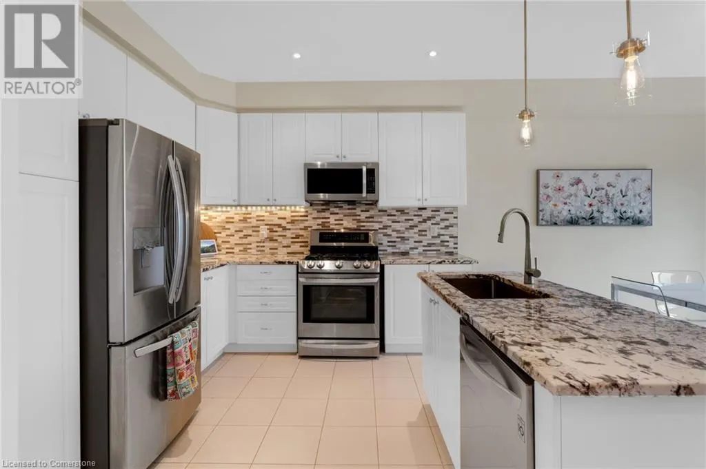 21 PINOT Crescent
