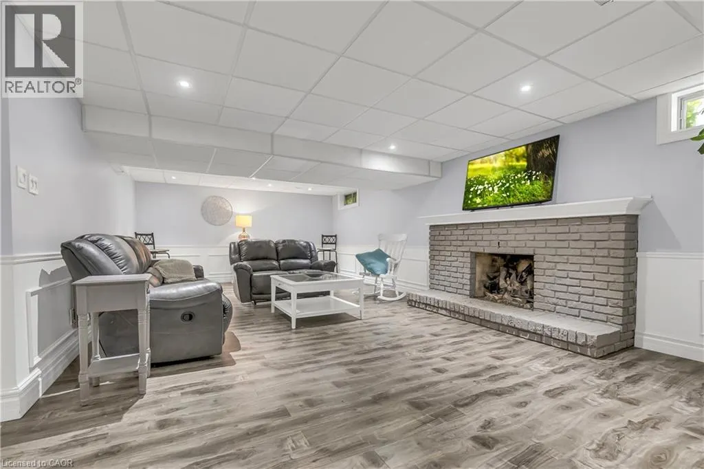 358 GREEN ACRES Drive