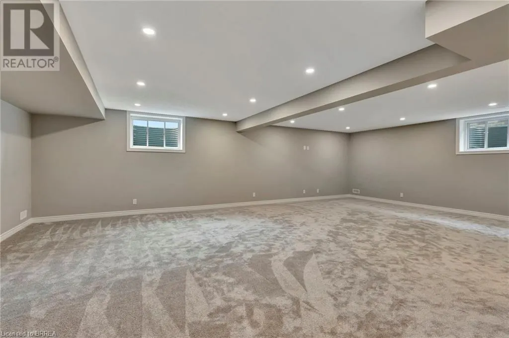 26 MCKEEN Street