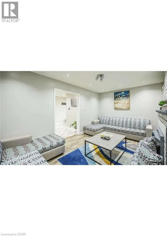 29 FAYWOOD Drive