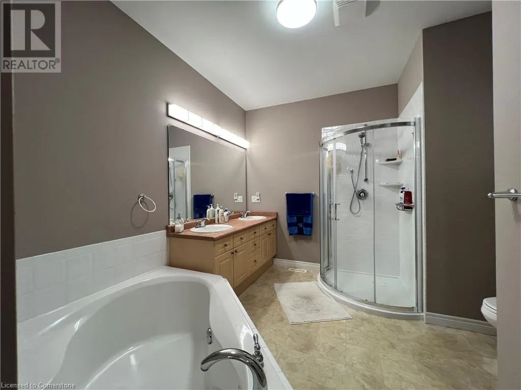 1574 RICHMOND Street Unit# 7, #7