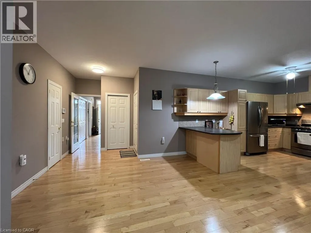 1574 RICHMOND Street Unit# 7, #7