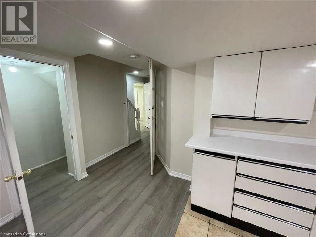59 BRIDGEPORT Crescent Unit# bsmt, #bsmt
