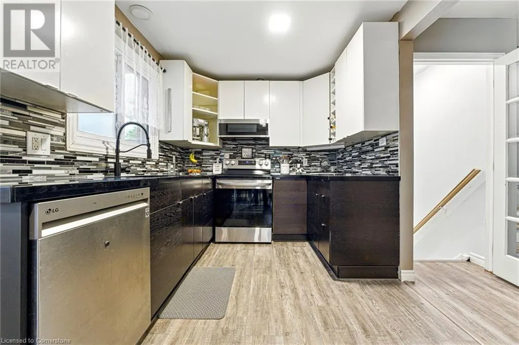 1344 COLONSAY Drive