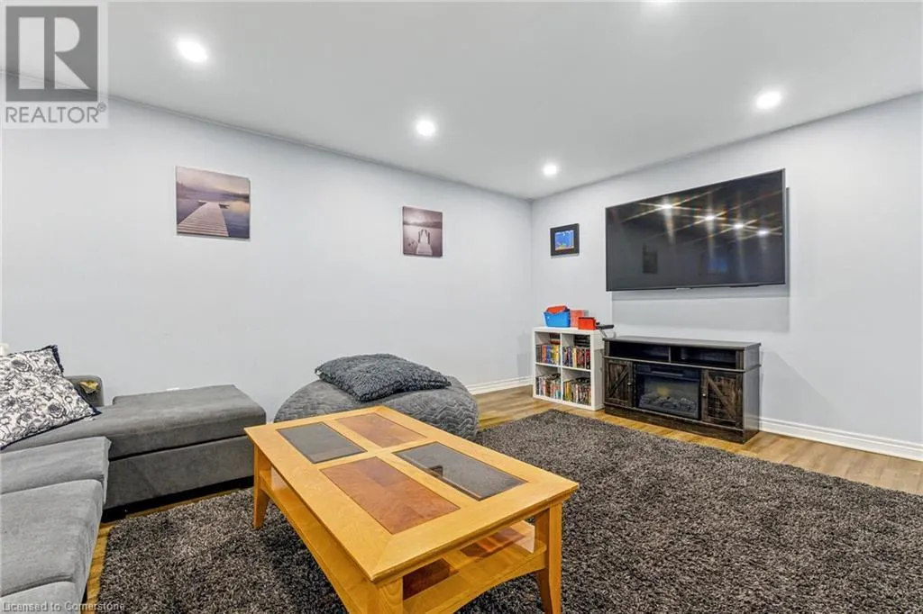 1344 COLONSAY Drive