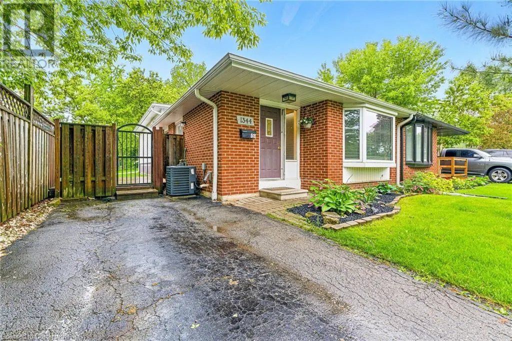 1344 COLONSAY Drive