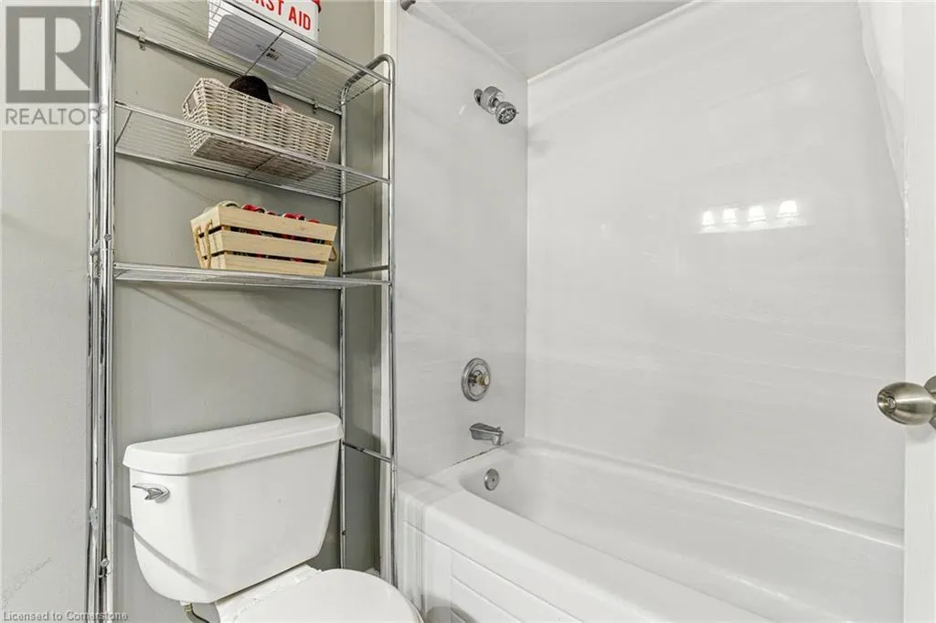 1344 COLONSAY Drive