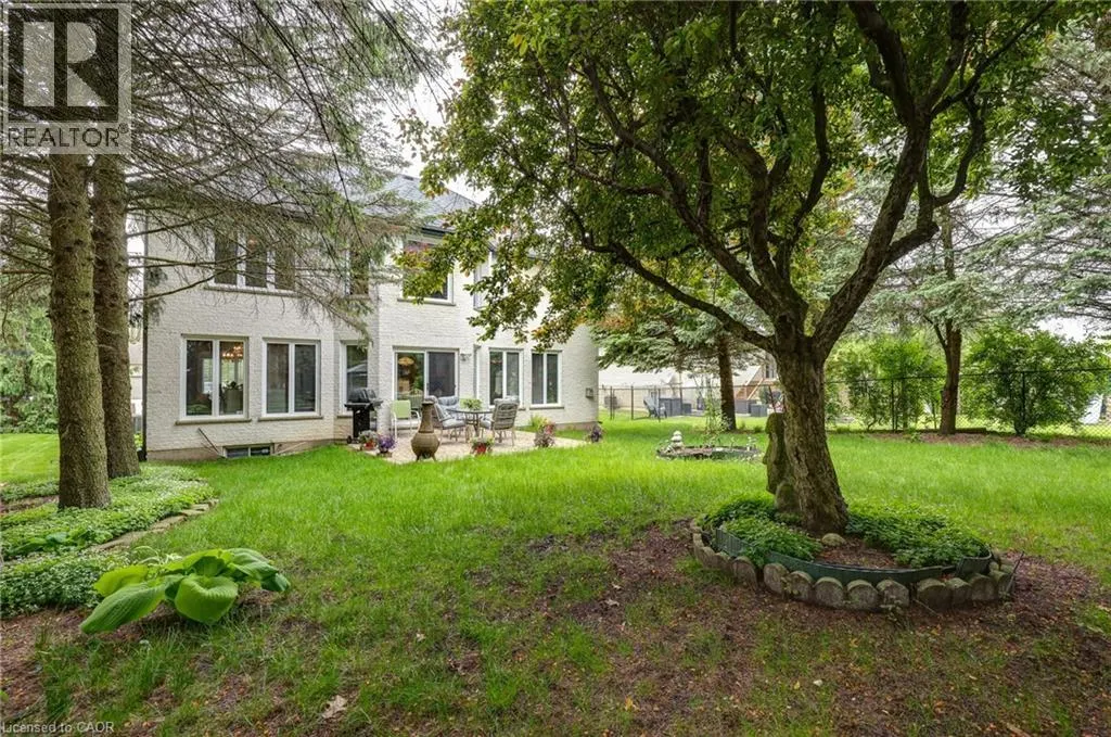 15 ALLISON Court
