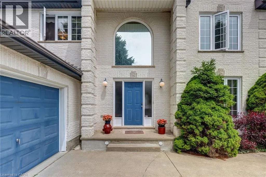 15 ALLISON Court