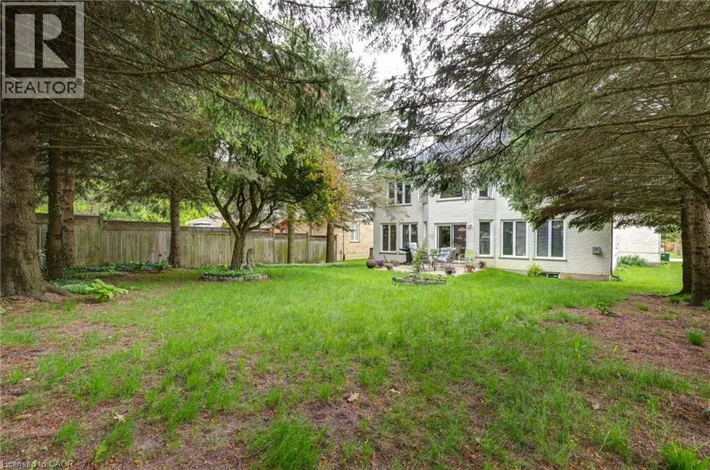 15 ALLISON Court