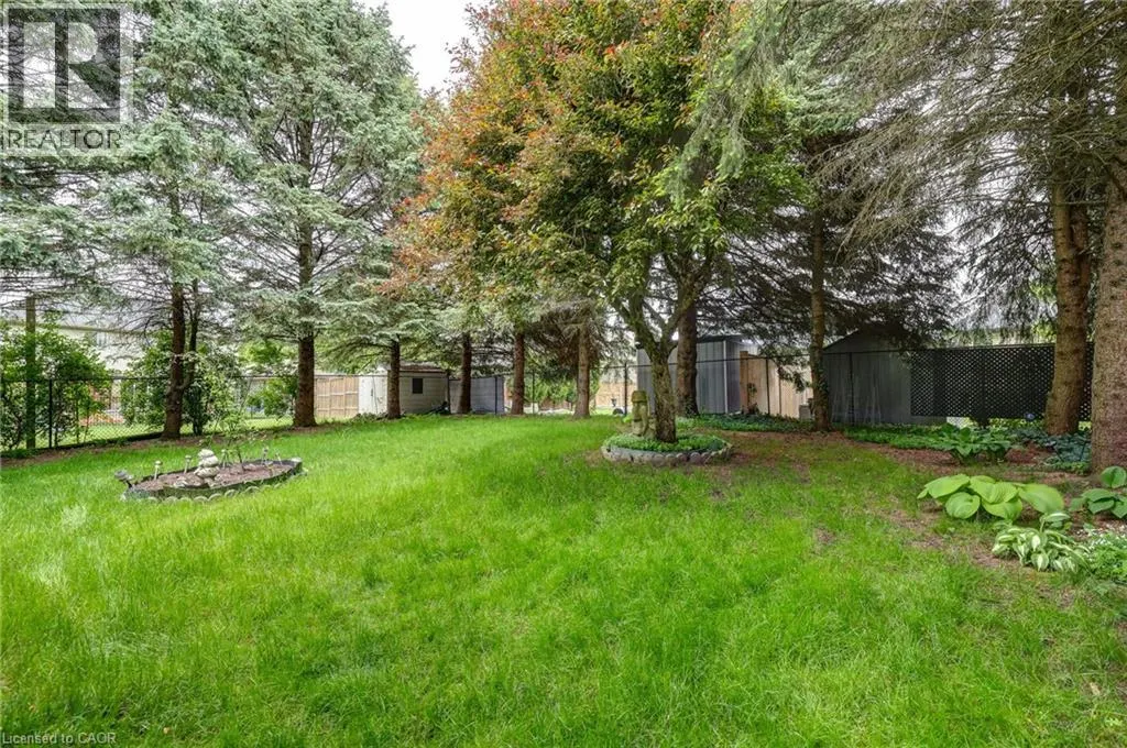 15 ALLISON Court