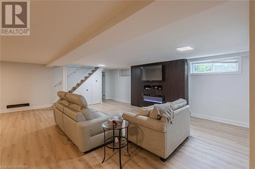 836 MOUNT PLEASANT Road
