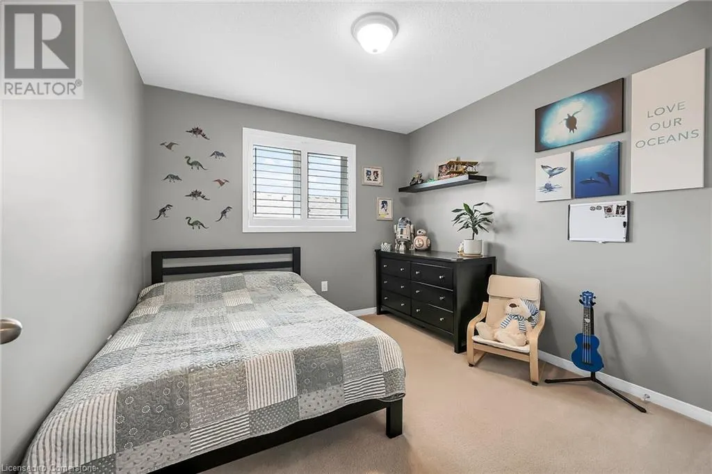 121 BANKFIELD CRESCENT Crescent