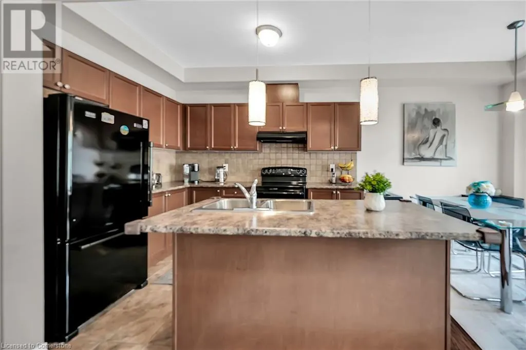 121 BANKFIELD CRESCENT Crescent